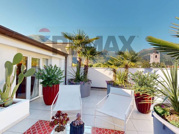 Duplex Camaiore, LU Vendita