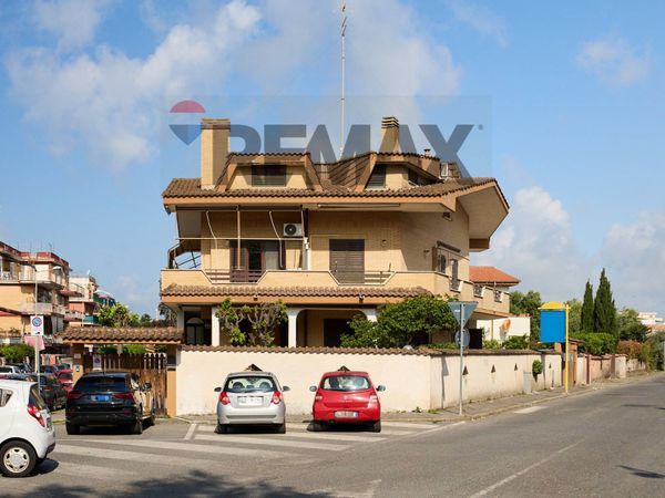 Casa Indipendente Ladispoli, RM Vendita