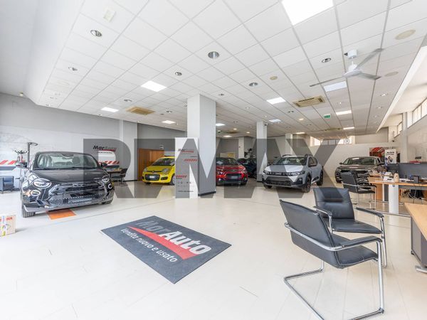 Show room Monterotondo Scalo, Monterotondo, RM Affitto - Foto 4