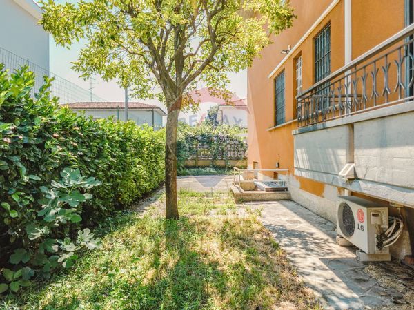 Porzione di villa Cassano Magnago, VA Vendita - Foto 2