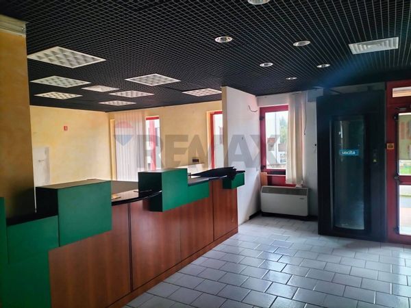 Locale Commerciale Fabro Scalo, Fabro, TR Affitto - Foto 4