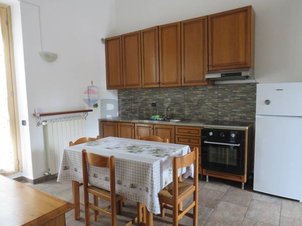 Appartamento Caronno Pertusella, VA Vendita