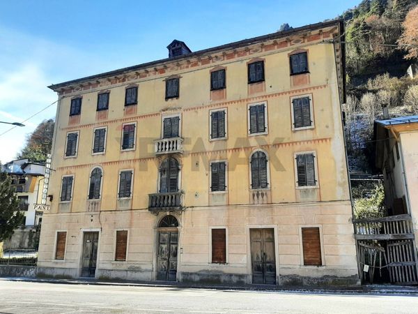 Villa singola Perarolo, Perarolo di Cadore, BL Vendita