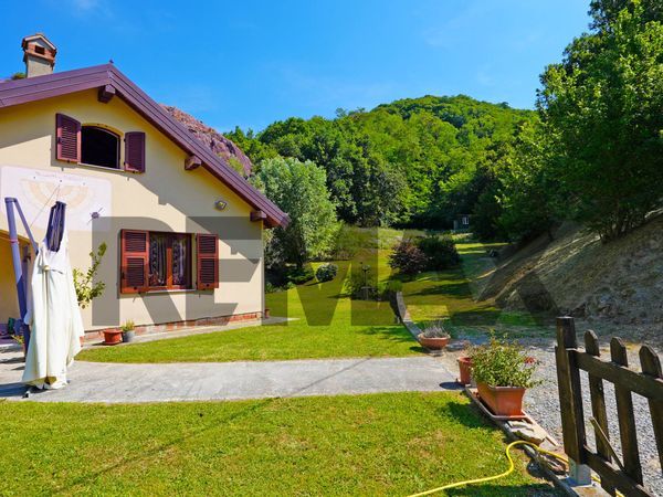 Villa singola Cravasco, Campomorone, GE Vendita