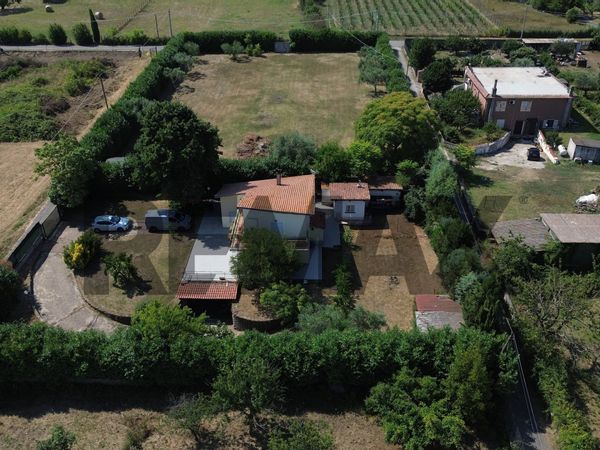 Villa o villino Campagnano di Roma, RM Vendita - Foto 2