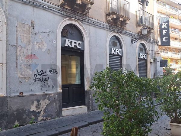 Locale Commerciale Centro Storico, Catania, CT Affitto - Foto 2