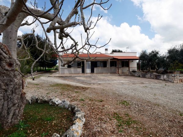 Casa Indipendente Noci, BA Vendita