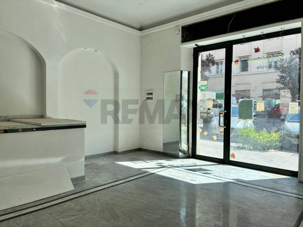 Locale Commerciale Bologna, Roma, RM Affitto - Foto 4