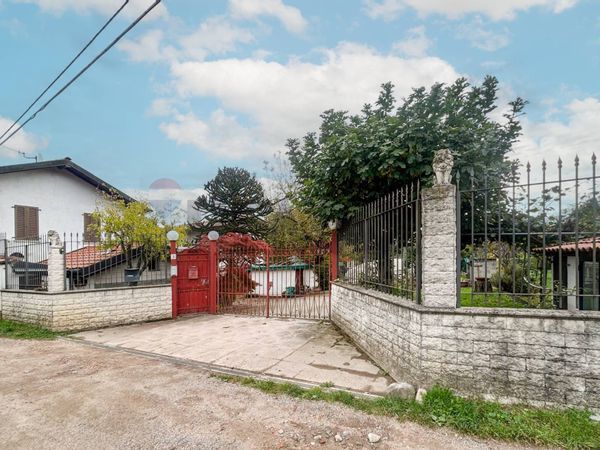 Casa Indipendente Induno Olona, VA Vendita
