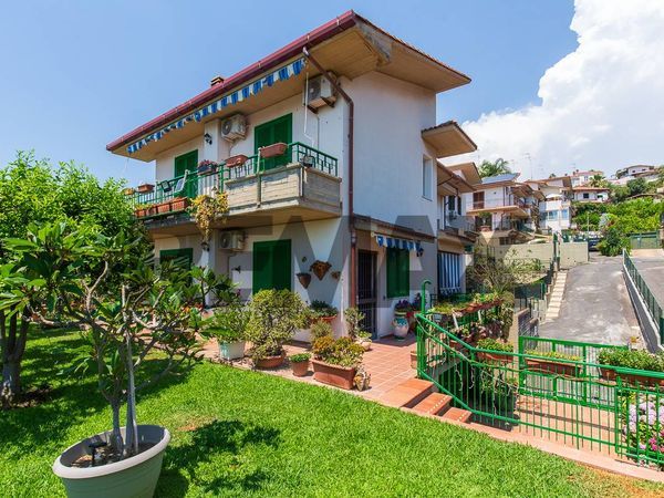Villa a schiera Aci Catena, CT Vendita - Foto 2