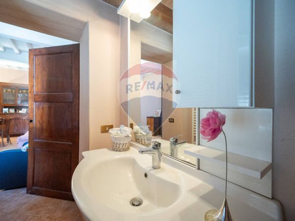 Casa Semindipendente Commessaggio, MN Vendita