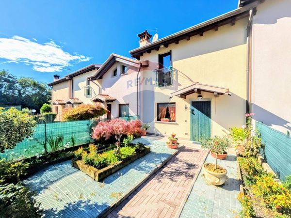 Villa a schiera Beata, Pian Camuno, BS Vendita