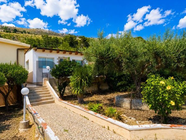 Casa Indipendente Periferia, Erice, TP Vendita