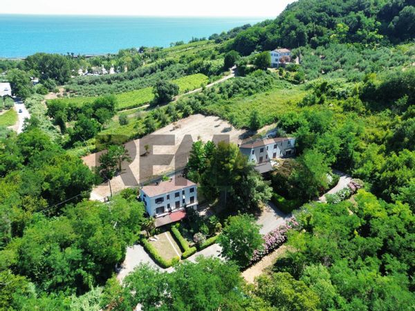 Duplex Rocca San Giovanni, CH Vendita