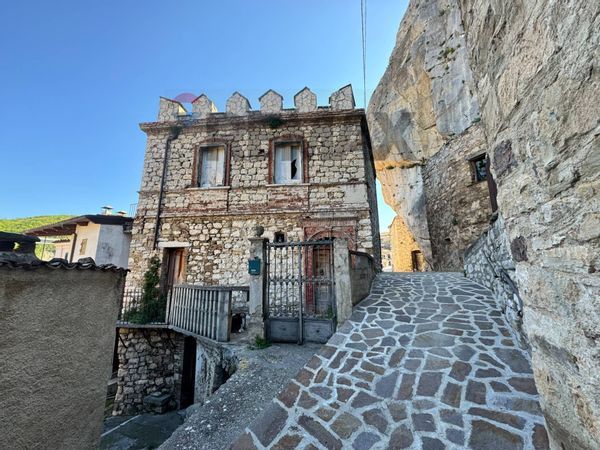 Casa Semindipendente Villa Santa Maria, CH Vendita