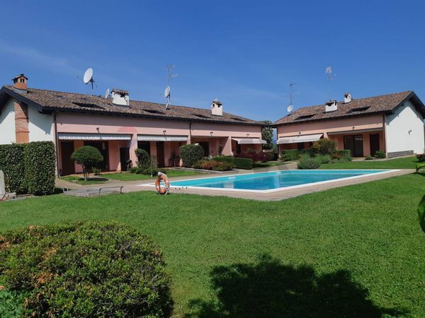 Villa o villino Castelletto sopra Ticino, NO Vendita