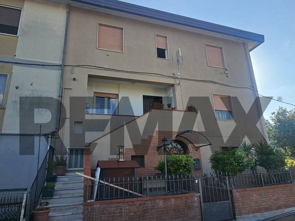 Casa Semindipendente Torrecuso, BN Vendita