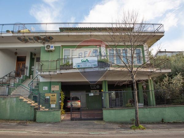 Villetta bifamiliare Madonna degli Angeli, Chieti, CH Vendita