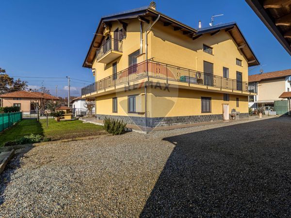 Casa Indipendente Cossato, BI Vendita