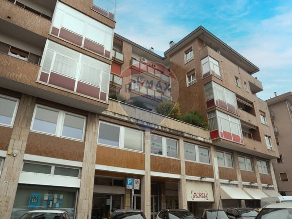 Ufficio Stazione, Legnano, MI Affitto