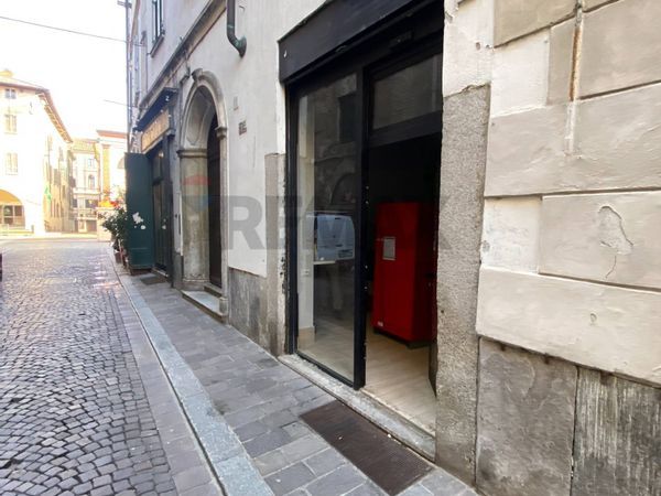 Negozio Centro Storico, Pavia, PV Affitto - Foto 3