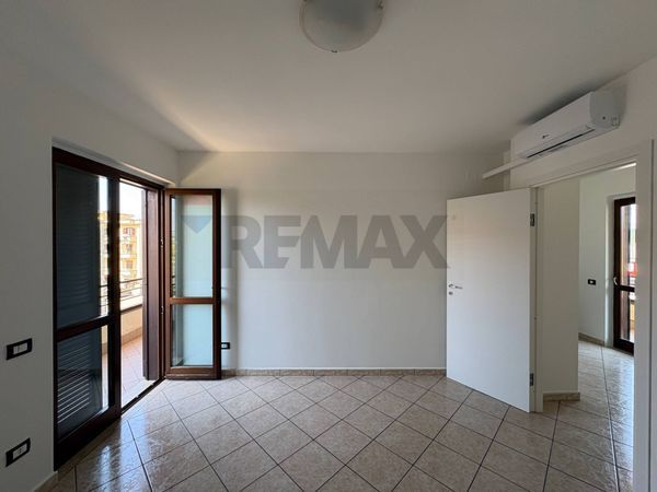 Ufficio Pagani, SA Affitto - Foto 4