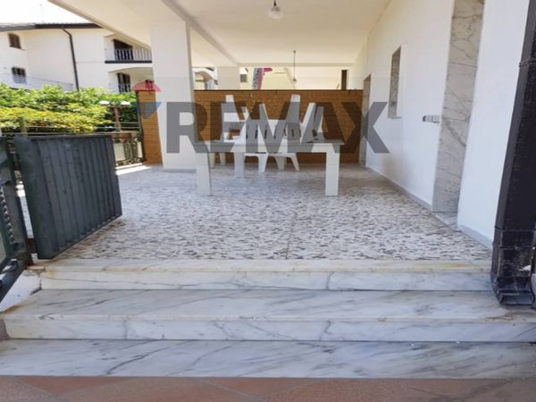 Appartamento Roseto Capo Spulico, CS Vendita