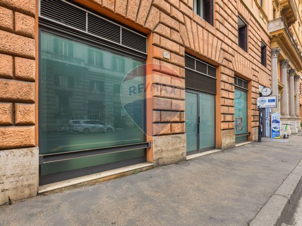 Locale Commerciale Centro Storico, Roma, RM Affitto - Foto 2