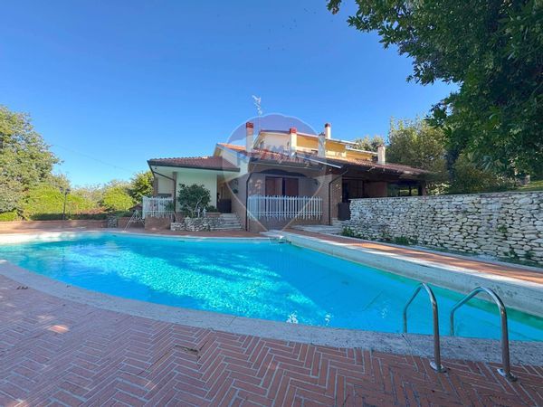 Casa Indipendente Treglio, CH Vendita