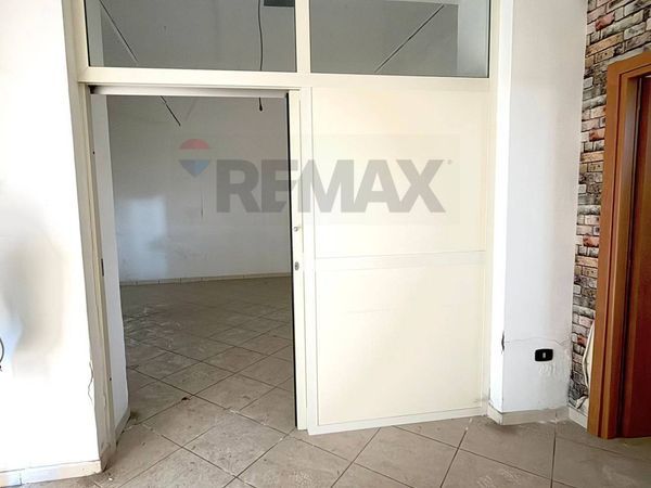 Ufficio Zona Centro, Afragola, NA Affitto - Foto 2