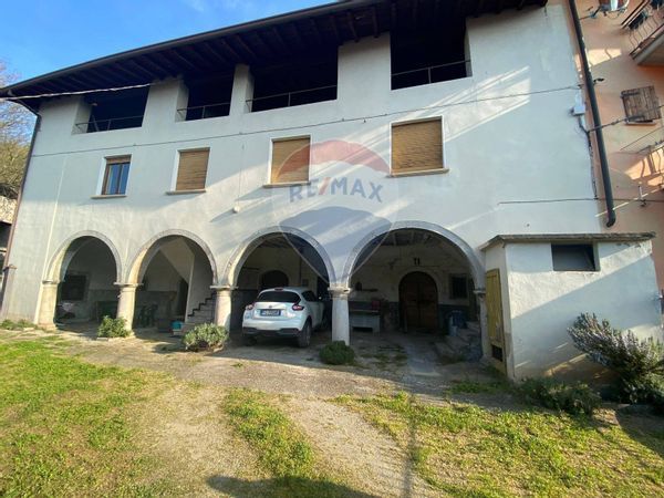 Cascina/Casale Sottocastello, Preseglie, BS Vendita