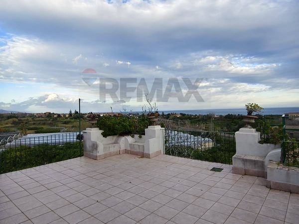 Casa Semindipendente Riposto, CT Vendita