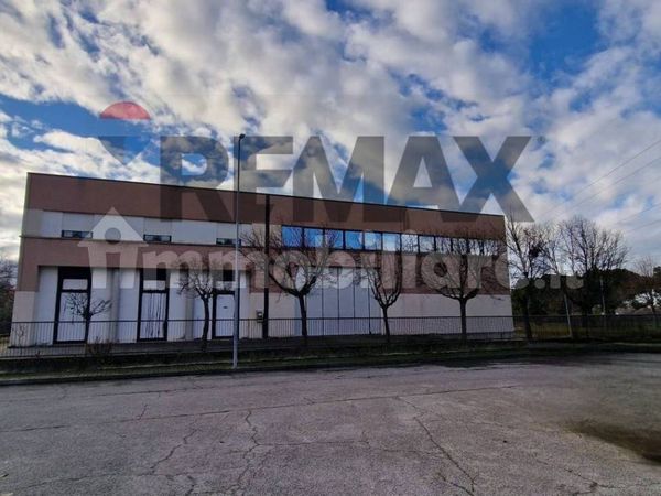 Locale Commerciale Riccione, RN Vendita - Foto 2
