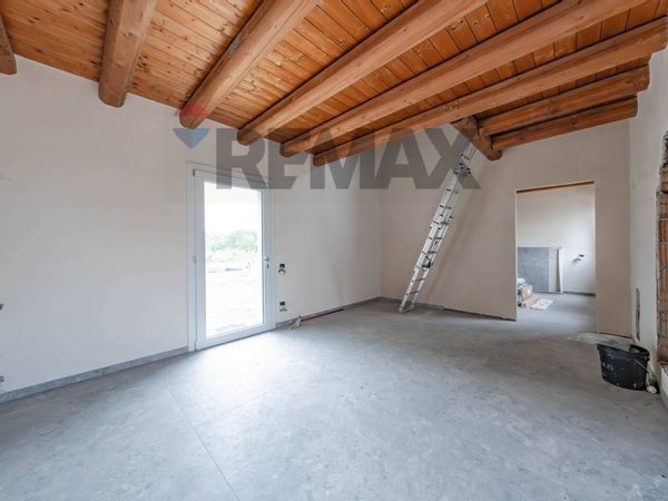 Casa Semindipendente Villadose, RO Vendita