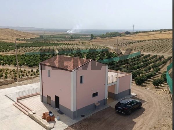 Villa singola Ramacca, CT Affitto