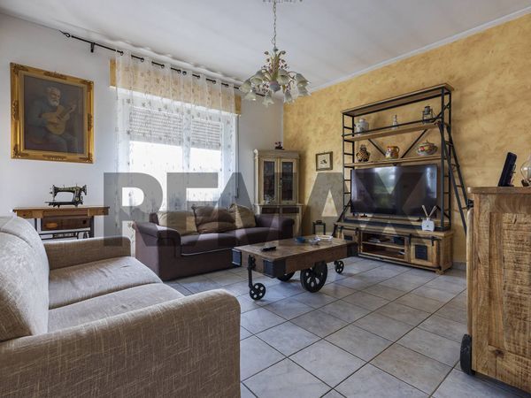 Porzione di villa Cairate, VA Vendita - Foto 3