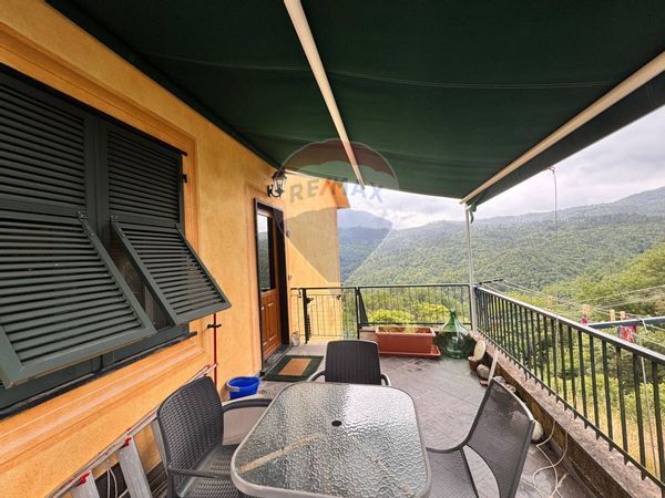 Appartamento Carro, SP Vendita