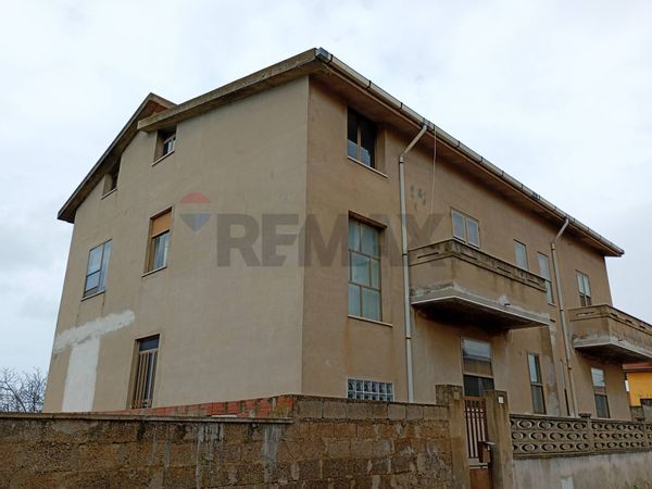 Appartamento Carbonia, SU Vendita