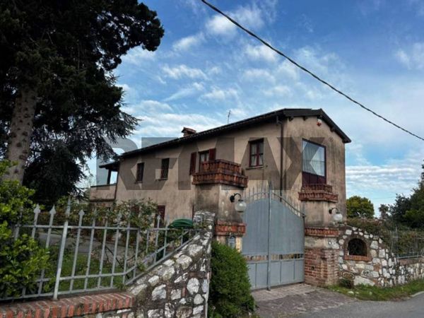 Villa singola Camaiore, LU Vendita