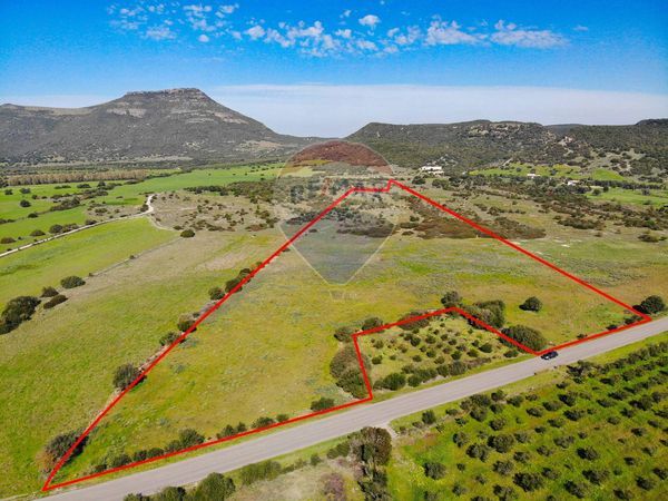 Terreno Villaperuccio, SU Vendita