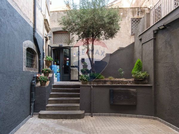 Casa Semindipendente Bronte, CT Vendita