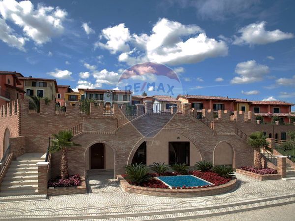 Appartamento Tortoreto Alta, Tortoreto, TE Vendita