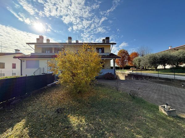 Villetta bifamiliare Castelnuovo del Garda, VR Vendita