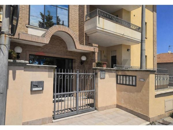 Appartamento Roseto degli Abruzzi, TE Vendita
