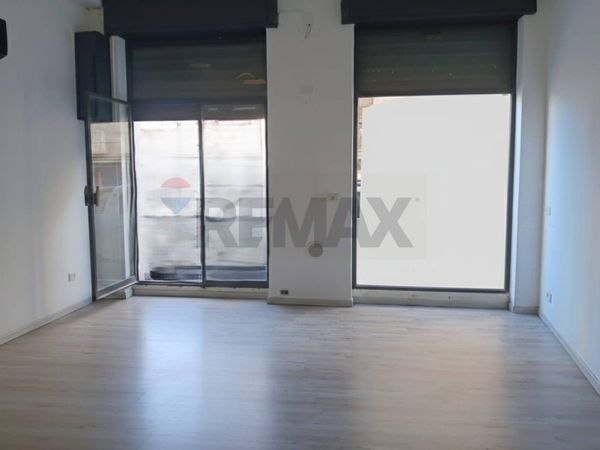 Locale Commerciale Centro storico - zona centrale, Enna, EN Affitto - Foto 2