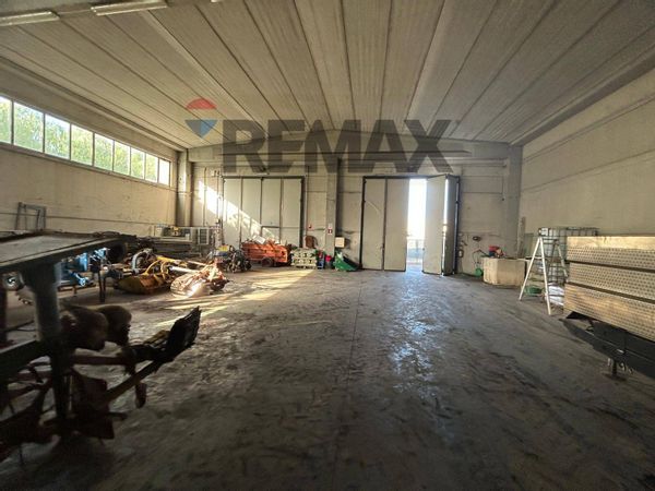 Capannone Industriale Acquaviva delle Fonti, BA Affitto