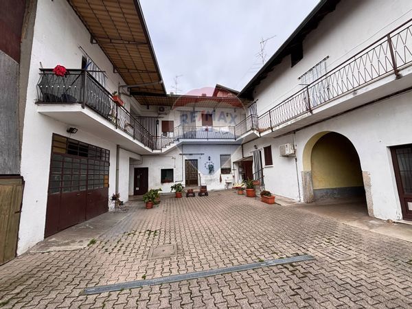 Casa Indipendente Oggiona con Santo Stefano, VA Vendita