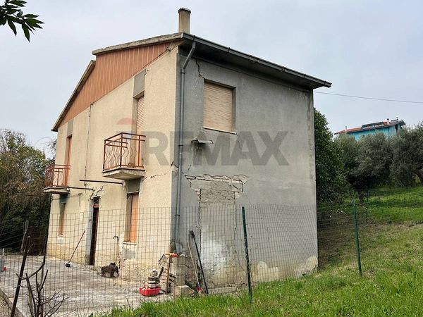 Rustico Sant'Eusanio del Sangro, CH Vendita