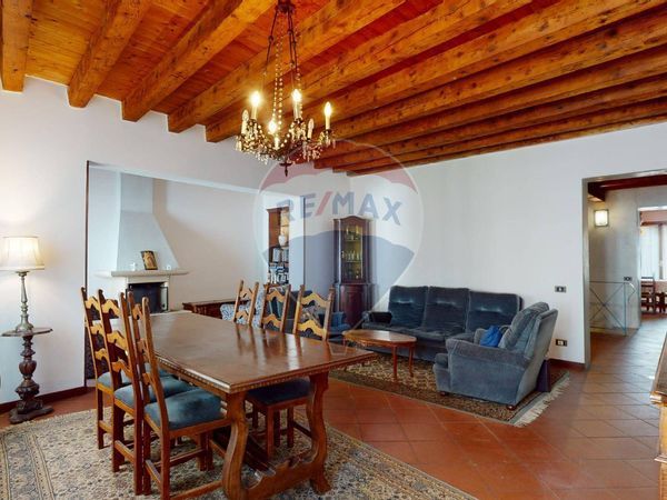 Porzione di casa Malo, VI Vendita