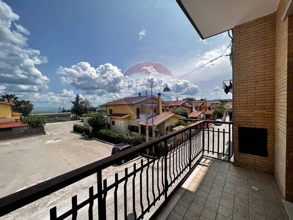 Appartamento Lucera, FG Vendita